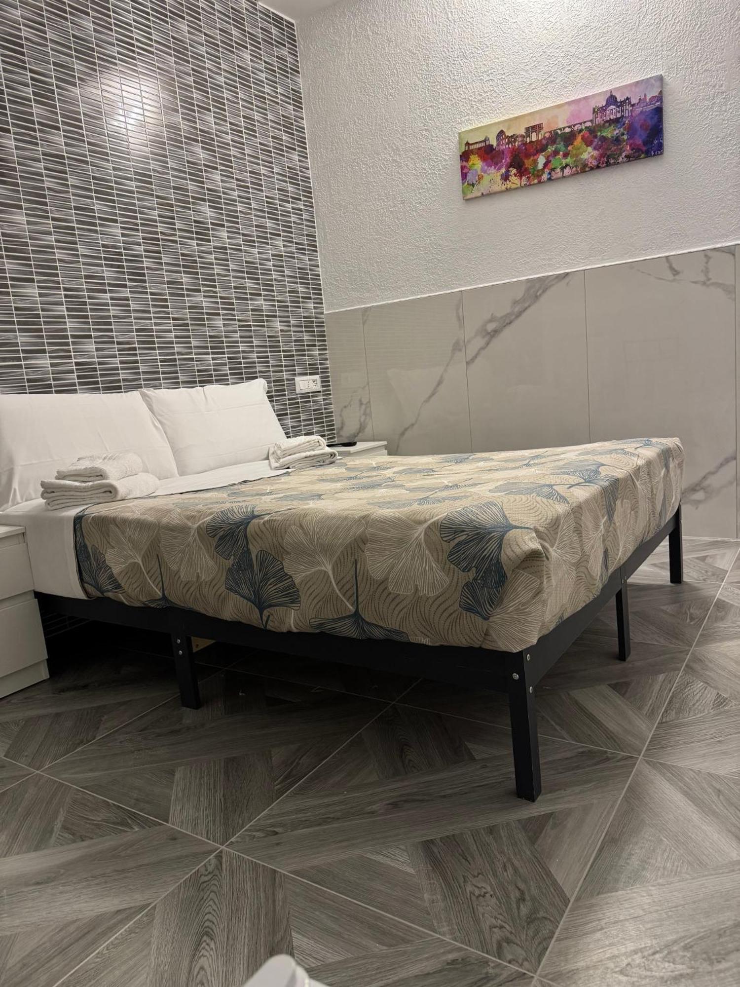 Acomodação com café da manhã  Luxor Eco Casa E Per Vacanze In Centro Piazza Bologna, Colosseo, Piazza Di Spagna, Vaticano, San Pietro, Sapienza, Fontana Di Trevi, Piazza Navona, Trastevere, Tiburtina, Termini, Aeroporto Roma