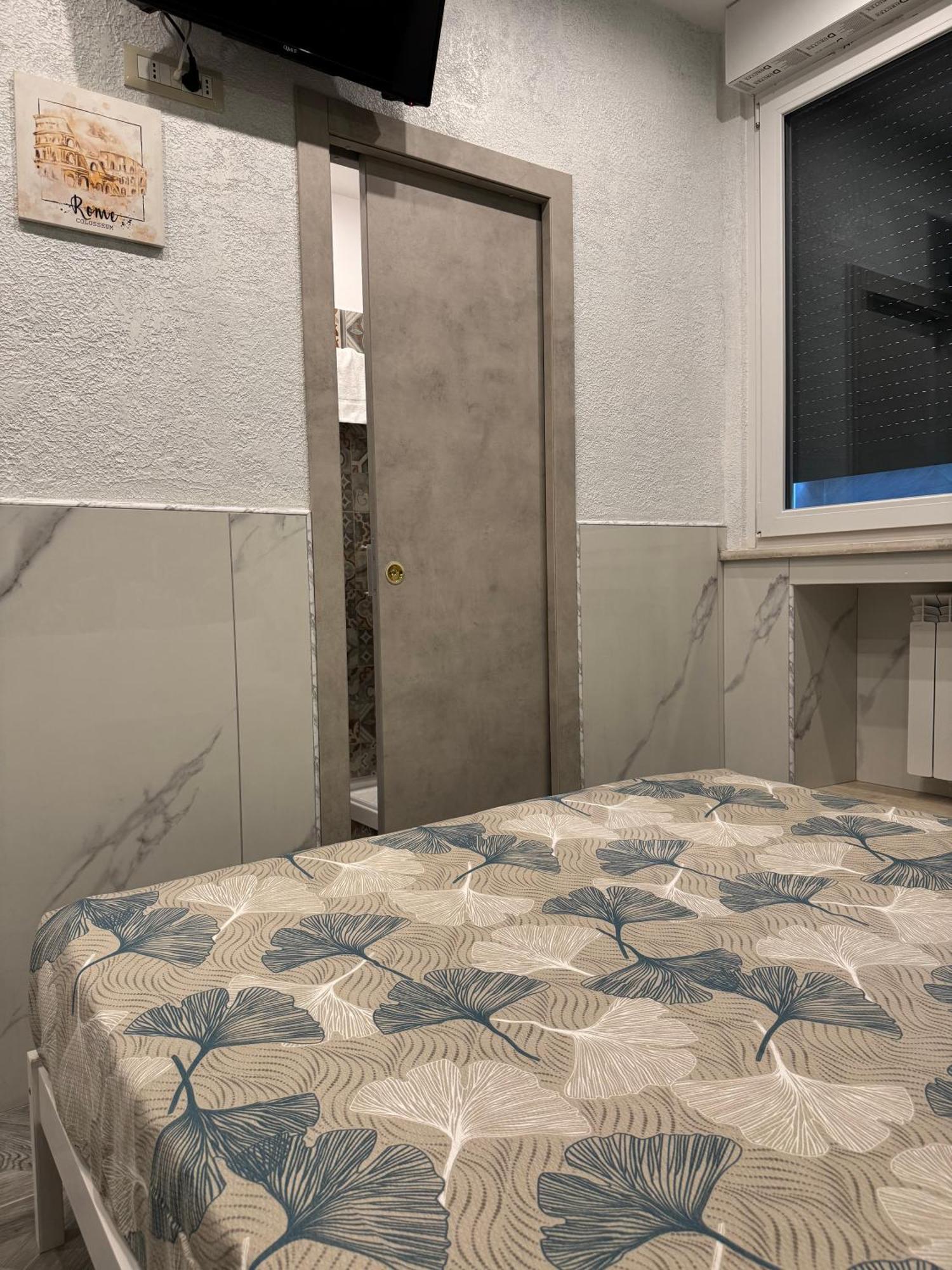 Luxor Eco Casa E Per Vacanze In Centro Piazza Bologna, Colosseo, Piazza Di Spagna, Vaticano, San Pietro, Sapienza, Fontana Di Trevi, Piazza Navona, Trastevere, Tiburtina, Termini, Aeroporto Alojamento de Acomodação e Pequeno-almoço Roma