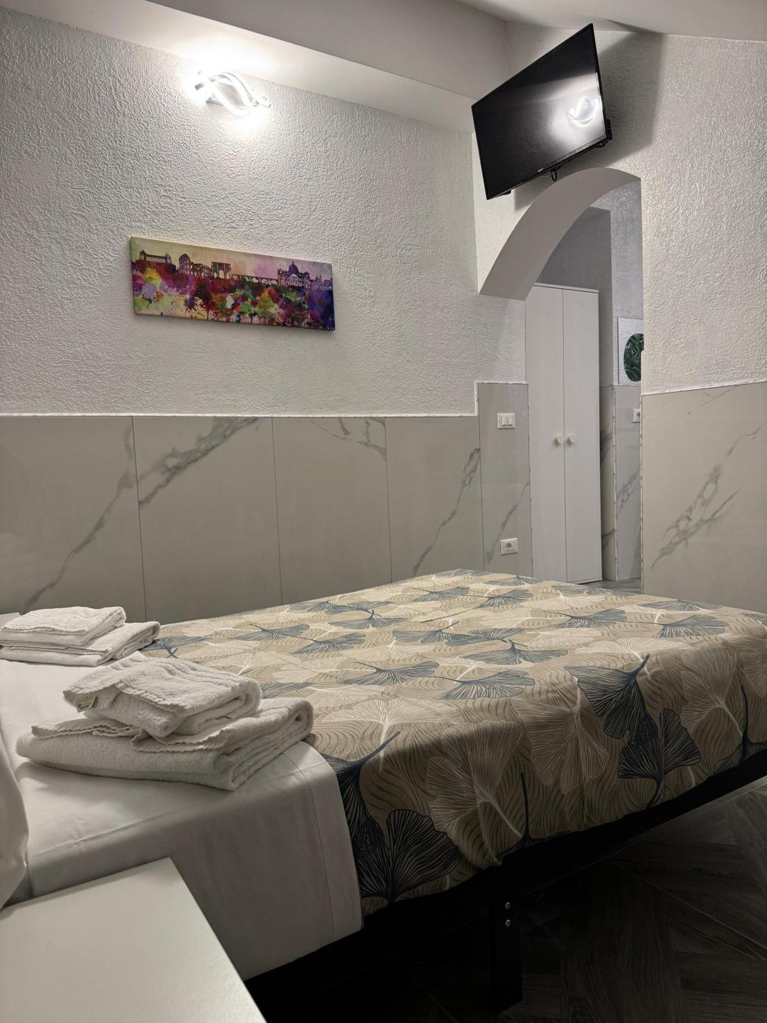 Luxor Eco Casa E Per Vacanze In Centro Piazza Bologna, Colosseo, Piazza Di Spagna, Vaticano, San Pietro, Sapienza, Fontana Di Trevi, Piazza Navona, Trastevere, Tiburtina, Termini, Aeroporto 2* Roma