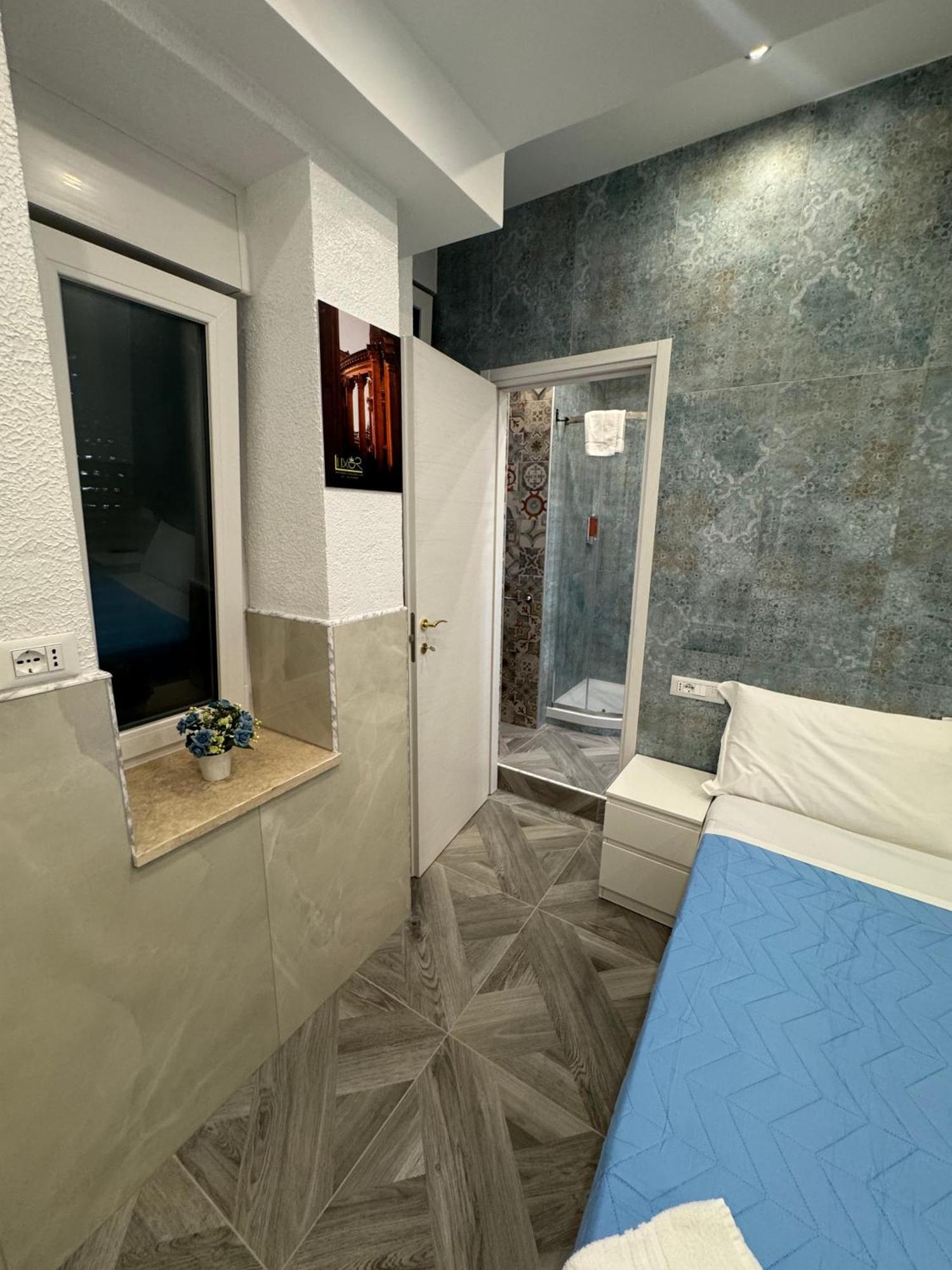 Luxor Eco Casa E Per Vacanze In Centro Piazza Bologna, Colosseo, Piazza Di Spagna, Vaticano, San Pietro, Sapienza, Fontana Di Trevi, Piazza Navona, Trastevere, Tiburtina, Termini, Aeroporto Alojamento de Acomodação e Pequeno-almoço