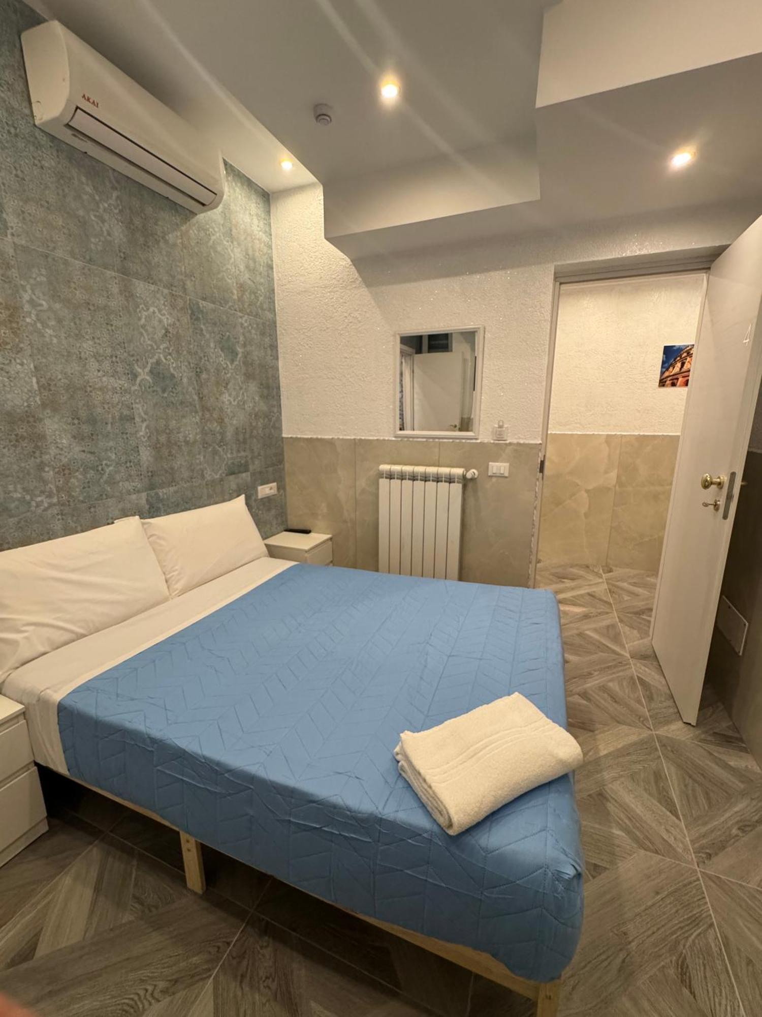 Luxor Eco Casa E Per Vacanze In Centro Piazza Bologna, Colosseo, Piazza Di Spagna, Vaticano, San Pietro, Sapienza, Fontana Di Trevi, Piazza Navona, Trastevere, Tiburtina, Termini, Aeroporto Alojamento de Acomodação e Pequeno-almoço Roma