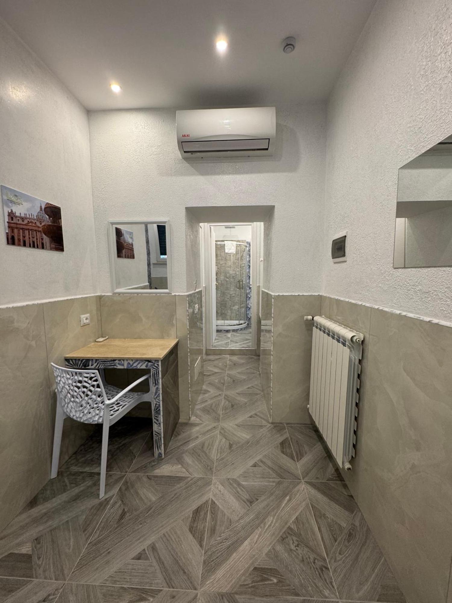 Luxor Eco Casa E Per Vacanze In Centro Piazza Bologna, Colosseo, Piazza Di Spagna, Vaticano, San Pietro, Sapienza, Fontana Di Trevi, Piazza Navona, Trastevere, Tiburtina, Termini, Aeroporto Acomodação com café da manhã 