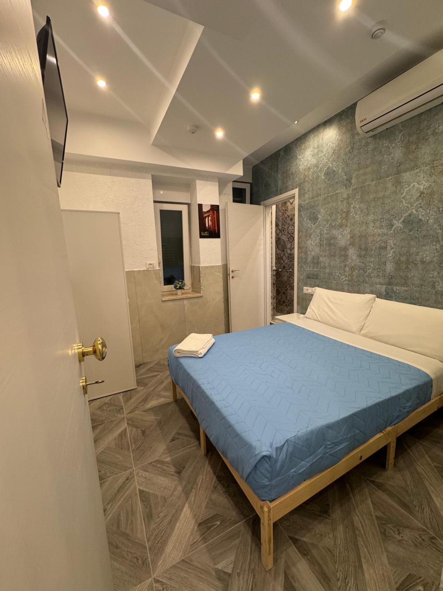 Acomodação com café da manhã  Luxor Eco Casa E Per Vacanze In Centro Piazza Bologna, Colosseo, Piazza Di Spagna, Vaticano, San Pietro, Sapienza, Fontana Di Trevi, Piazza Navona, Trastevere, Tiburtina, Termini, Aeroporto 2*