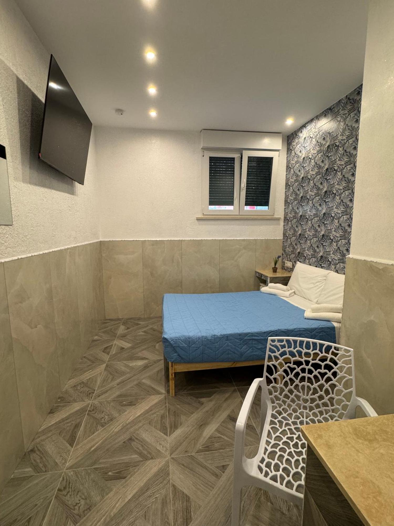 Luxor Eco Casa E Per Vacanze In Centro Piazza Bologna, Colosseo, Piazza Di Spagna, Vaticano, San Pietro, Sapienza, Fontana Di Trevi, Piazza Navona, Trastevere, Tiburtina, Termini, Aeroporto 2* Roma