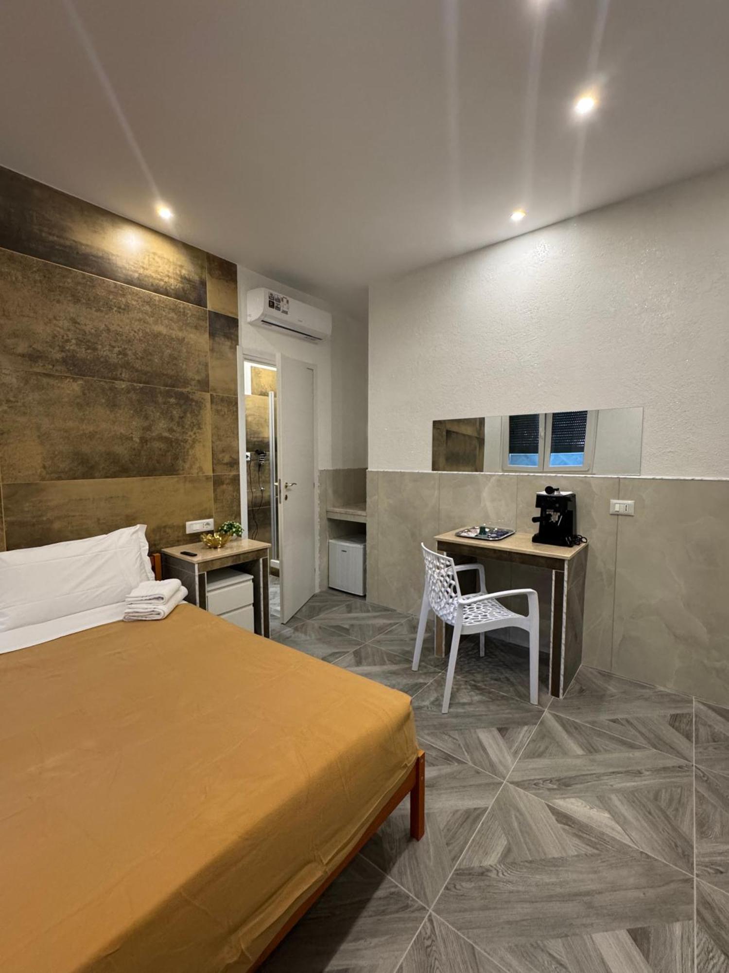Acomodação com café da manhã  Luxor Eco Casa E Per Vacanze In Centro Piazza Bologna, Colosseo, Piazza Di Spagna, Vaticano, San Pietro, Sapienza, Fontana Di Trevi, Piazza Navona, Trastevere, Tiburtina, Termini, Aeroporto