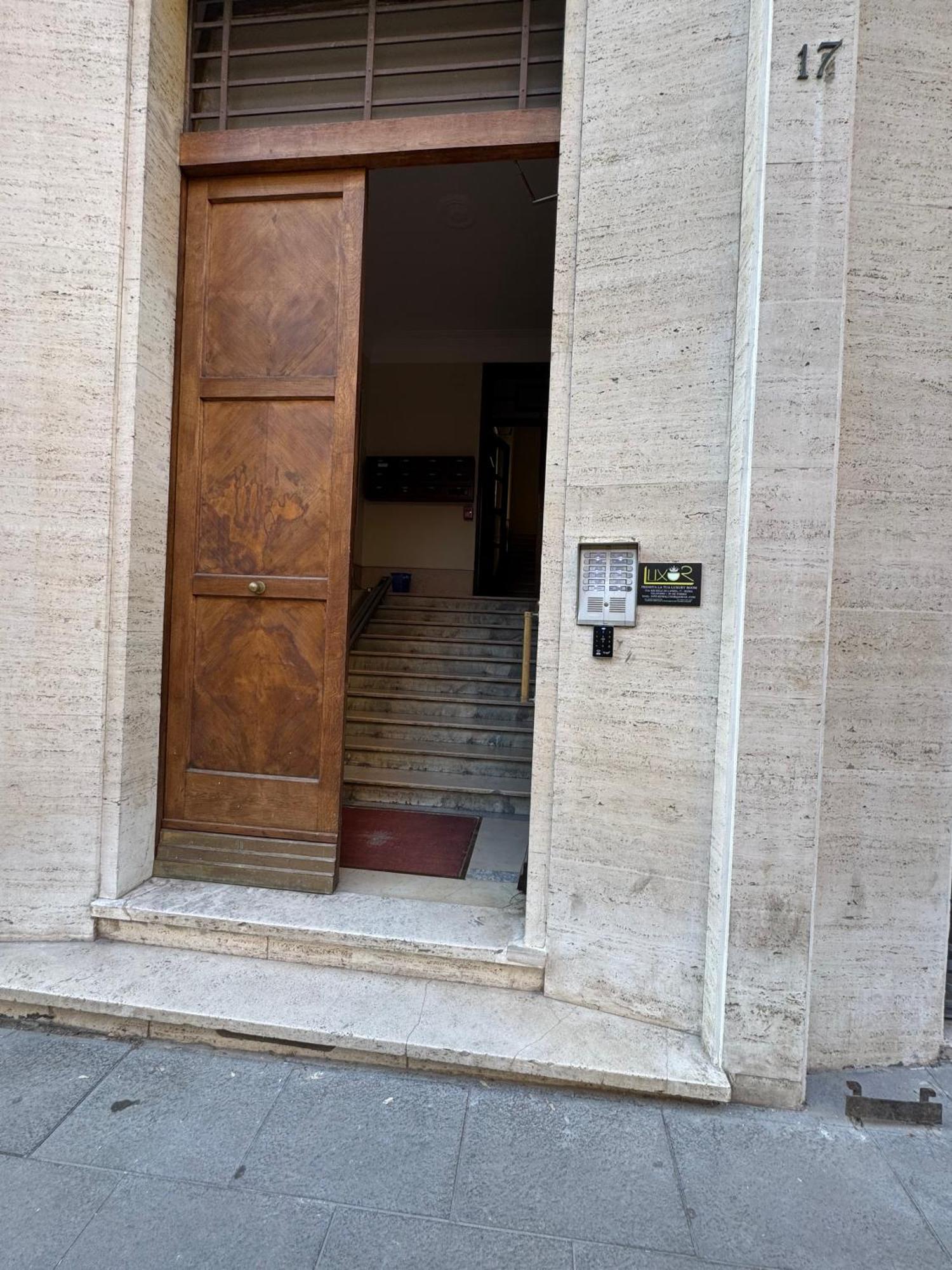Acomodação com café da manhã  Luxor Eco Casa E Per Vacanze In Centro Piazza Bologna, Colosseo, Piazza Di Spagna, Vaticano, San Pietro, Sapienza, Fontana Di Trevi, Piazza Navona, Trastevere, Tiburtina, Termini, Aeroporto 2*