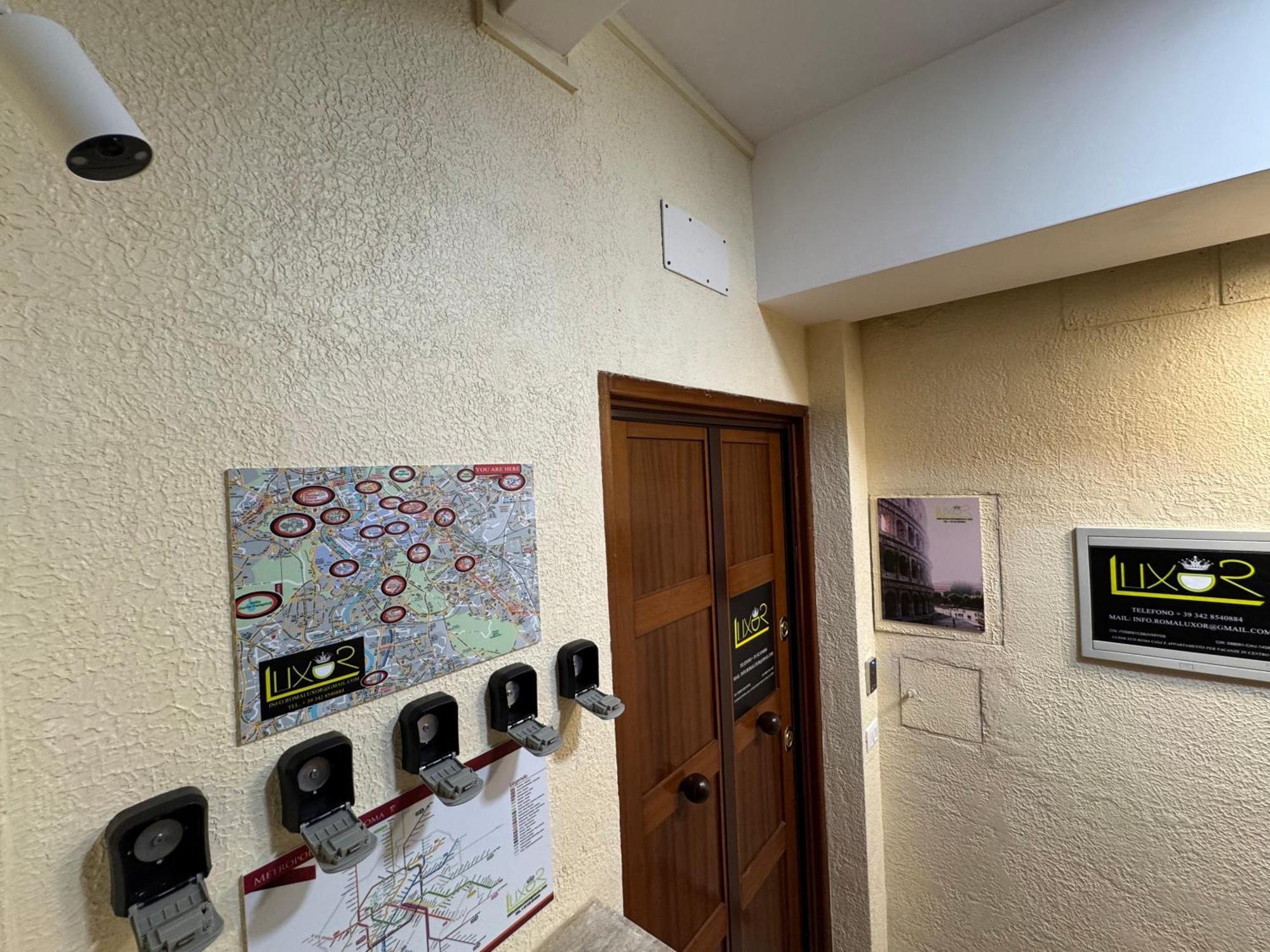 Luxor Eco Casa E Per Vacanze In Centro Piazza Bologna, Colosseo, Piazza Di Spagna, Vaticano, San Pietro, Sapienza, Fontana Di Trevi, Piazza Navona, Trastevere, Tiburtina, Termini, Aeroporto Acomodação com café da manhã  2*